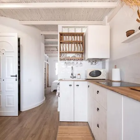 The Lighthouse By The Sea & Wifi Appartement *