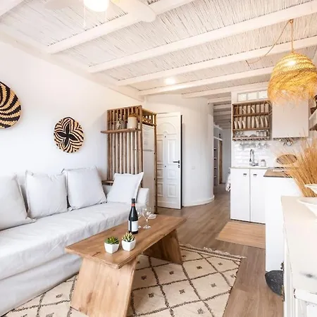 The Lighthouse By The Sea & Wifi