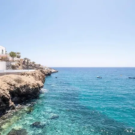 The Lighthouse By The Sea & Wifi Appartement Poris de Abona