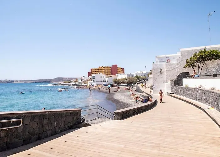 The Lighthouse By The Sea & Wifi * Poris de Abona