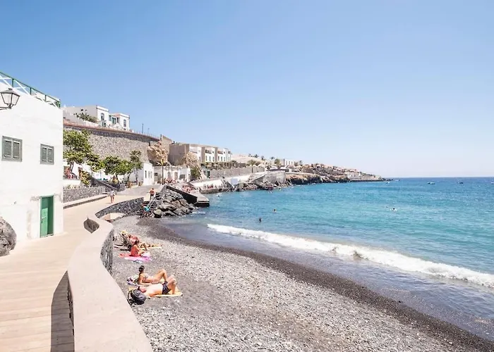 The Lighthouse By The Sea & Wifi