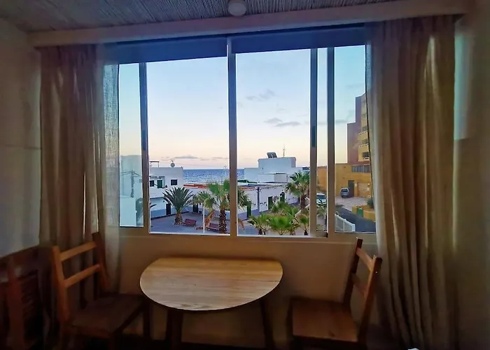 The Lighthouse By The Sea & Wifi Poris de Abona